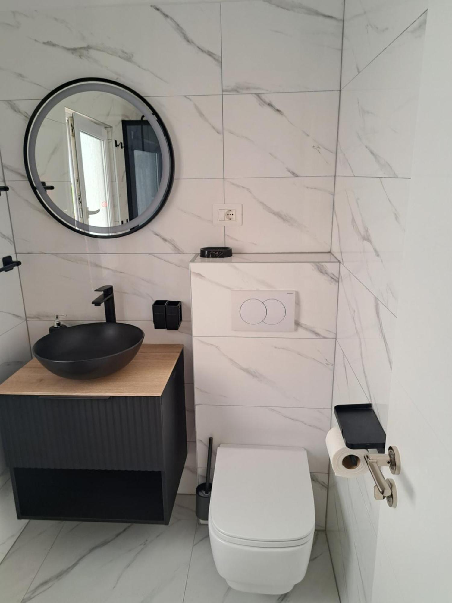 Tommy 2 Apartament